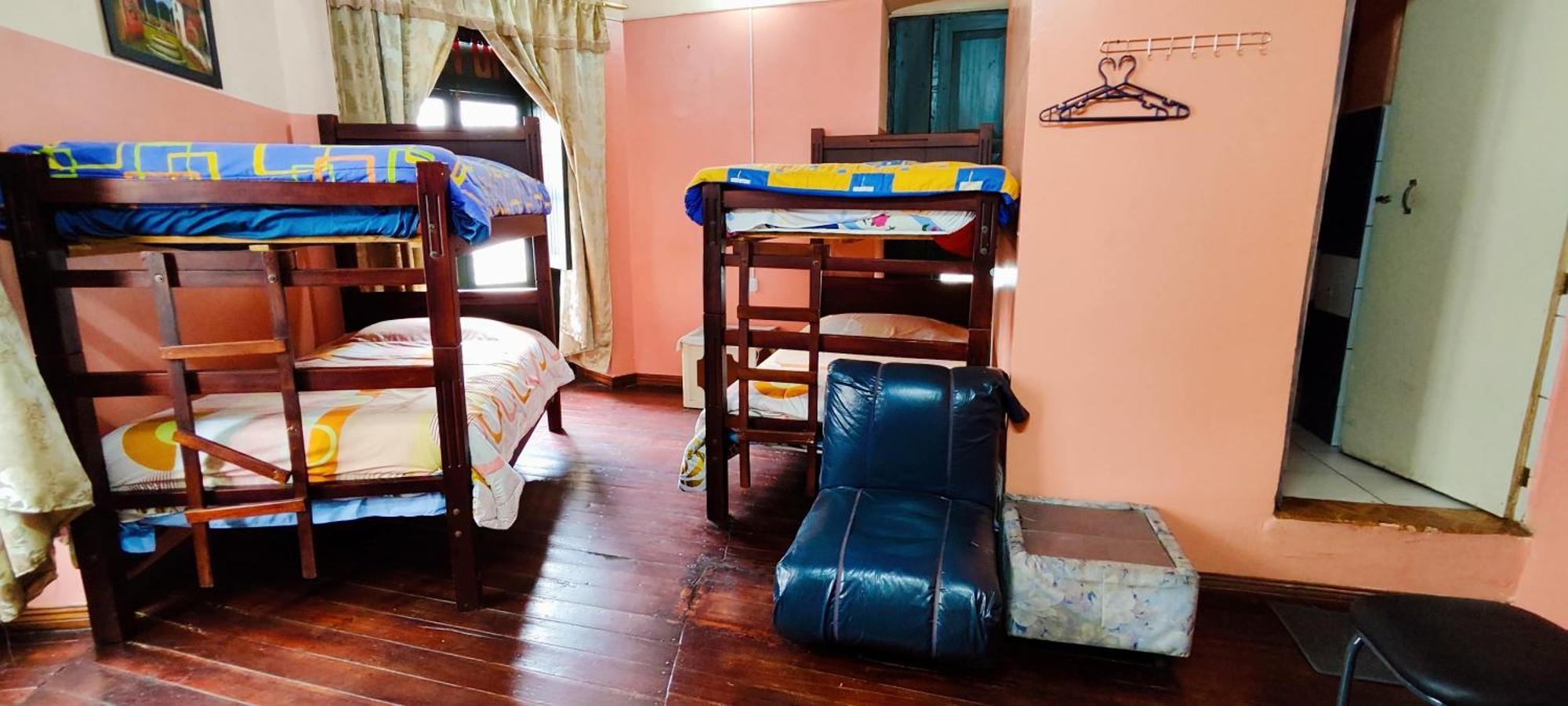 Hostal Latitud Ecuem Кито Экстерьер фото